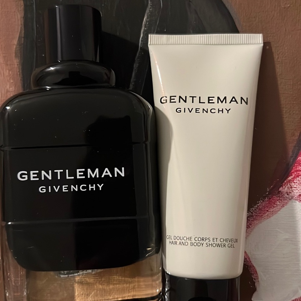 Gentlemen Givenchy 3.3ozs bonus shower gel 2.5ozs